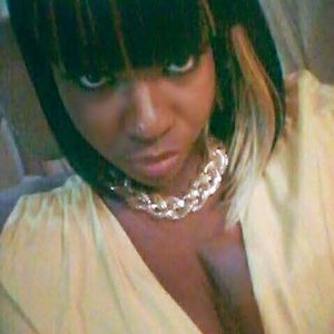 Meet your Posher, Deena